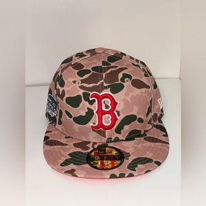 BASEBALL HAT new era 6 7/8 BOSTON RED SOXS camo hat